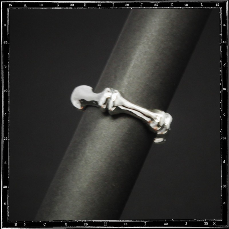 BONES RING - SMALL