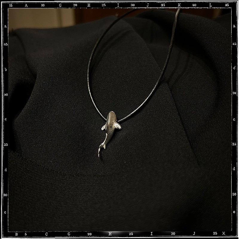 TINY SHARK PENDANT