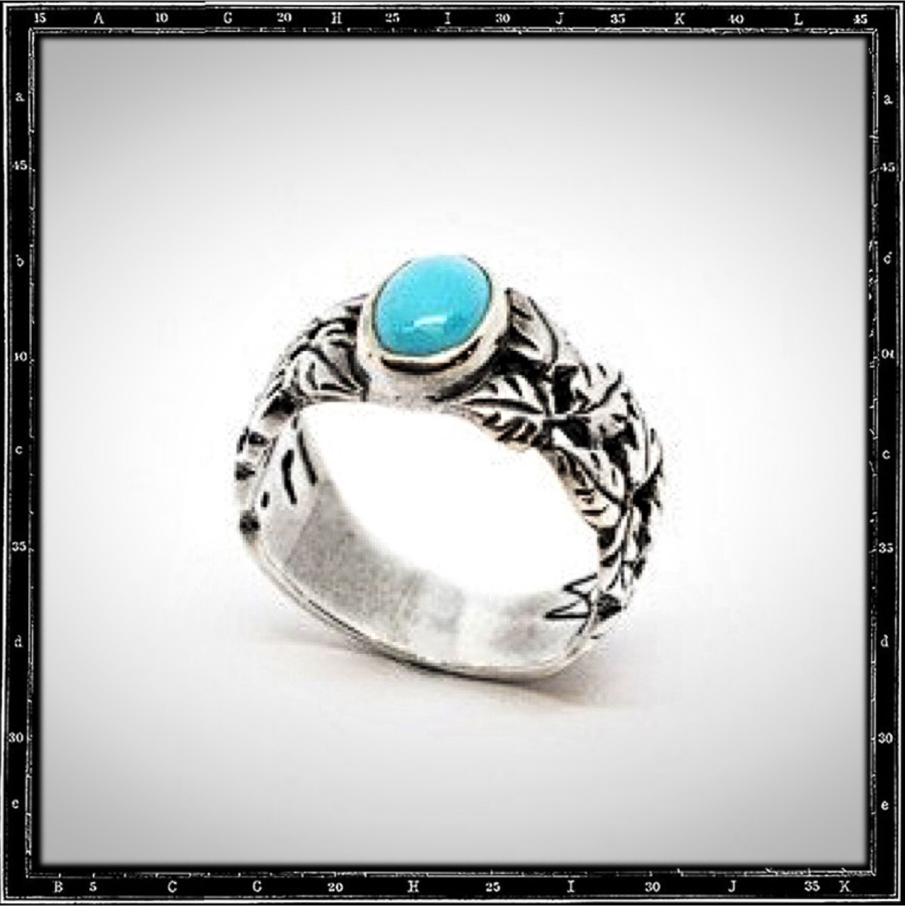 LEAVES BAND STONE RING