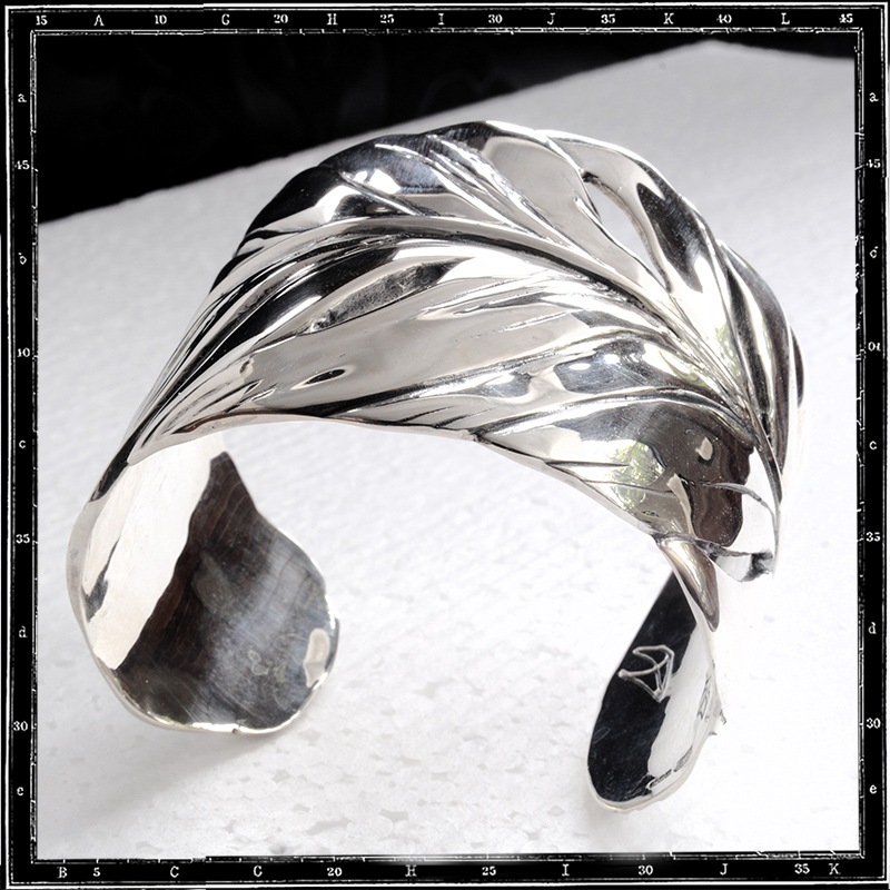 FEATHER BANGLE BRACELET