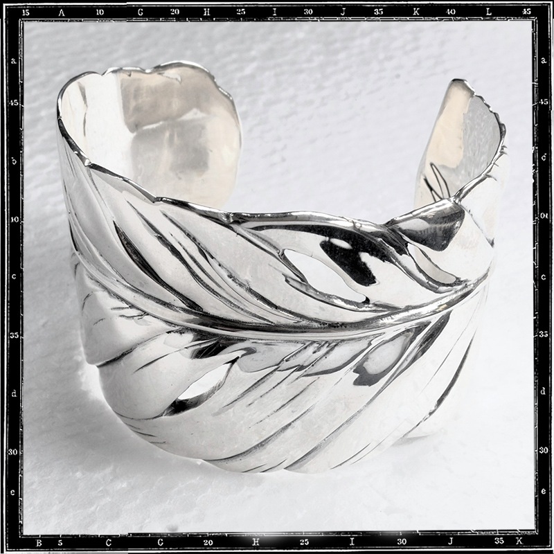 FEATHER BANGLE BRACELET