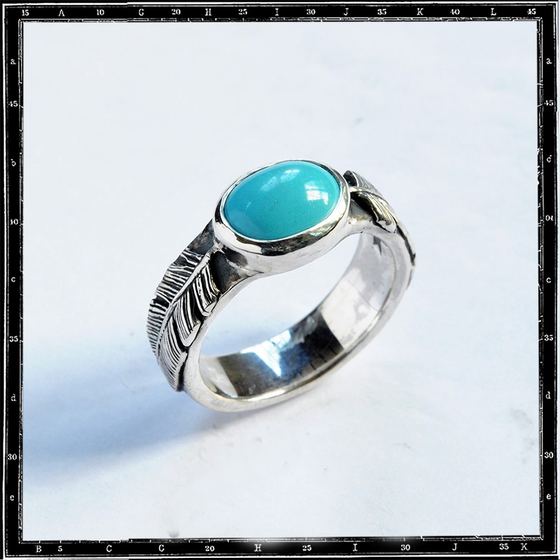 TWO FEATHERS STONE RING