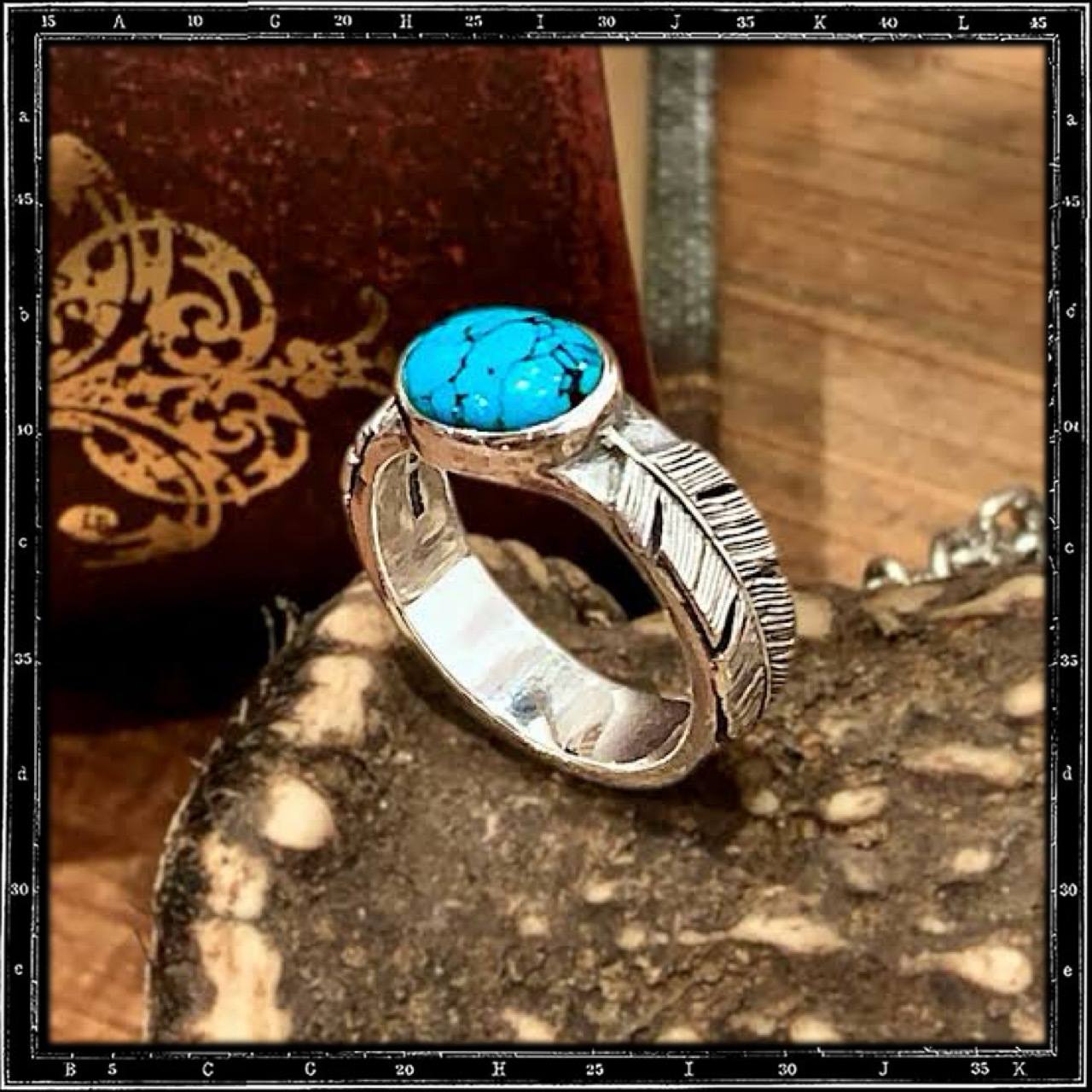 TWO FEATHERS STONE RING