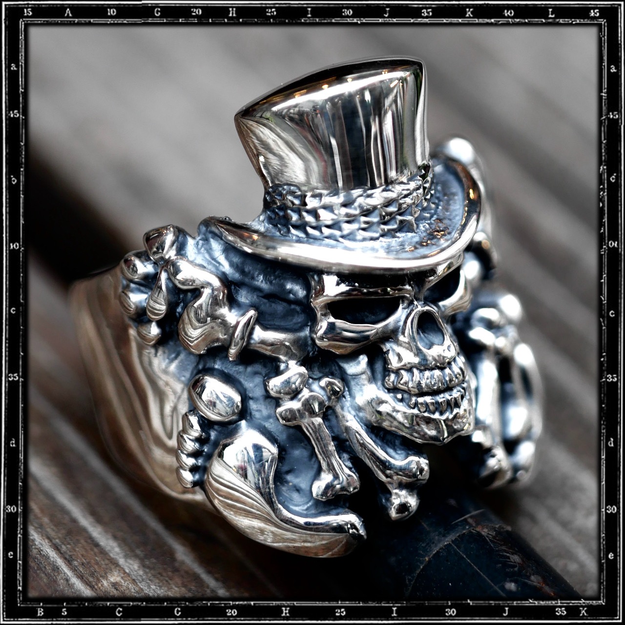 CRAZY PIG MASCOT SKULL RING