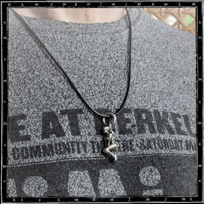 HELL'S BELLE PENDANT