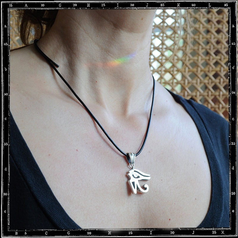 EYE OF HORUS PENDANT - LARGE 