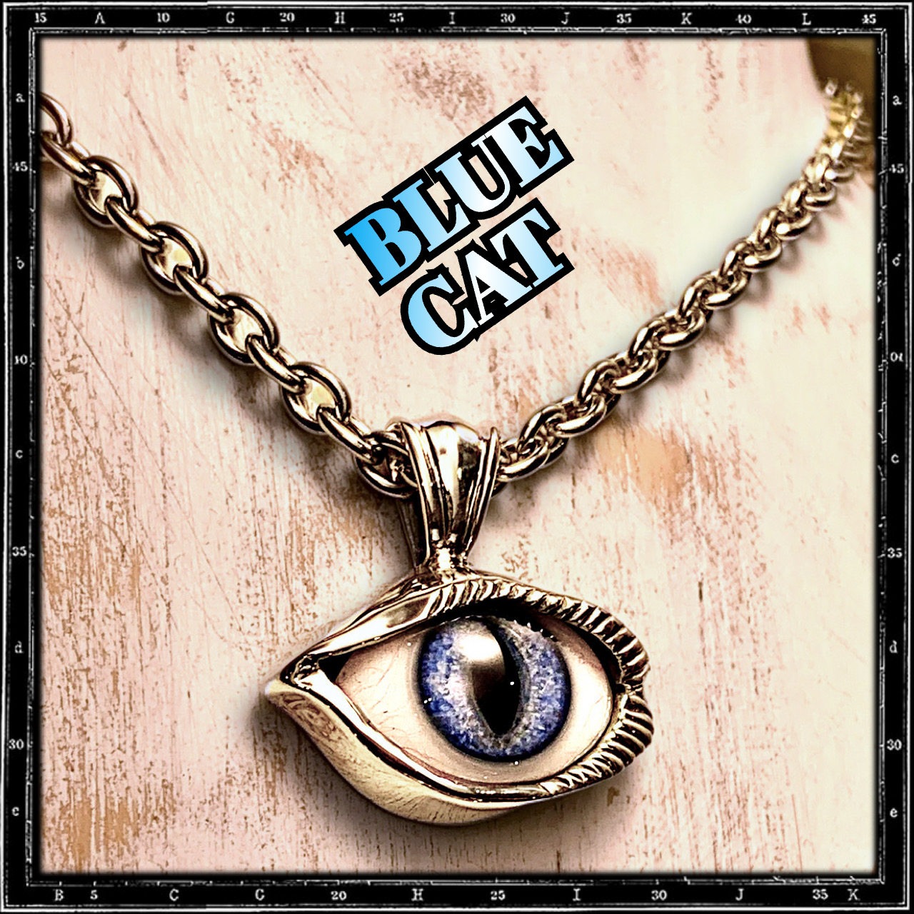 LASH EYE PENDANT