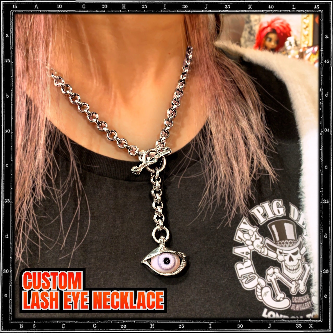LASH EYE PENDANT