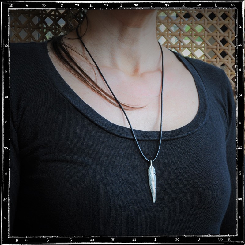 DOUBLE SIDED FEATHER PENDANT - MEDIUM