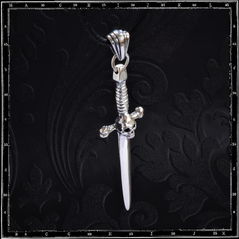 LORDS SWORD PENDANT