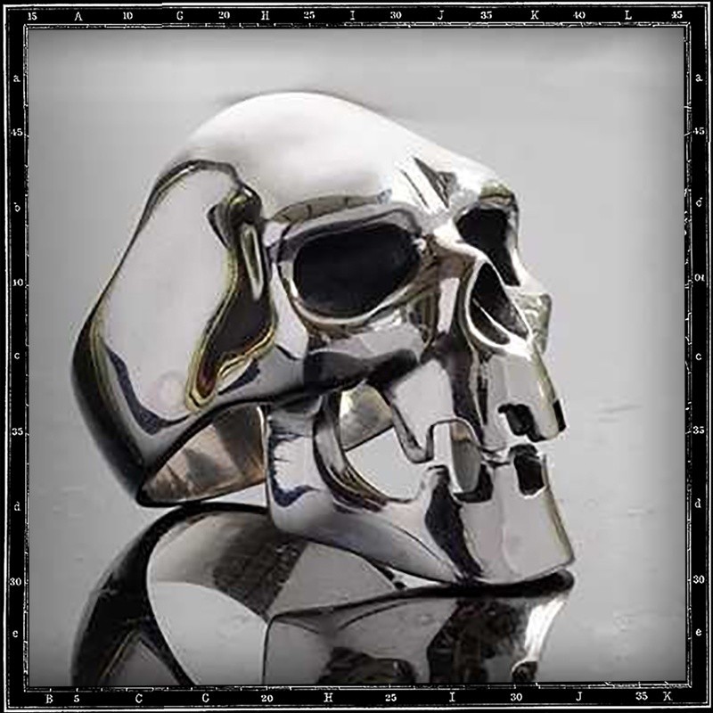 HEAVY MENTAL SKULL RING
