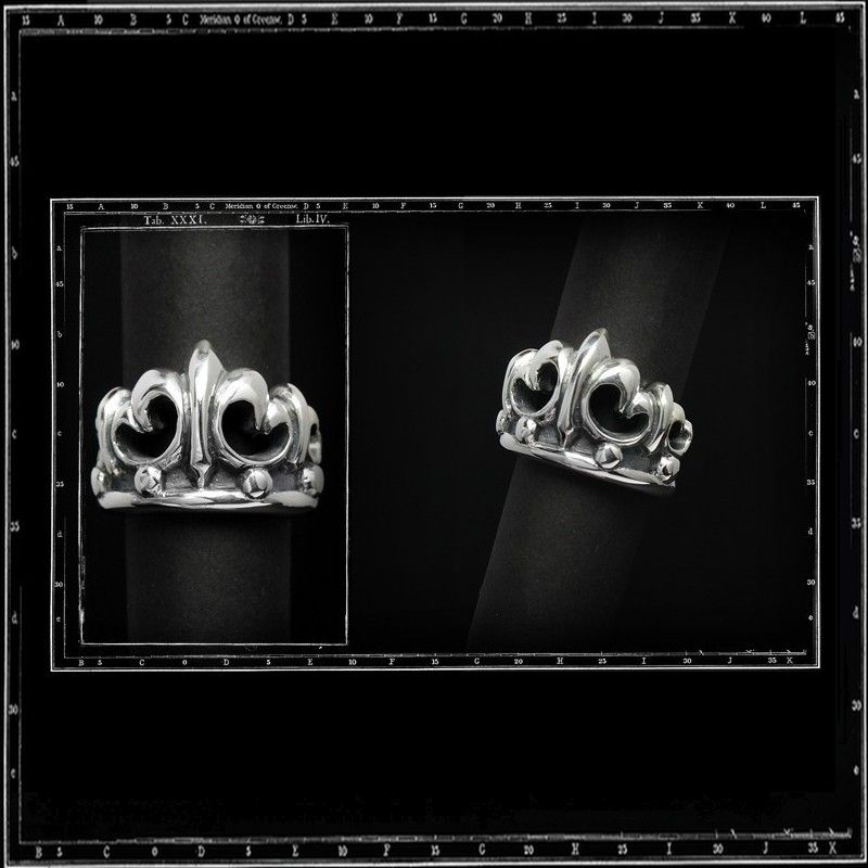 TUDOR CROWN RING