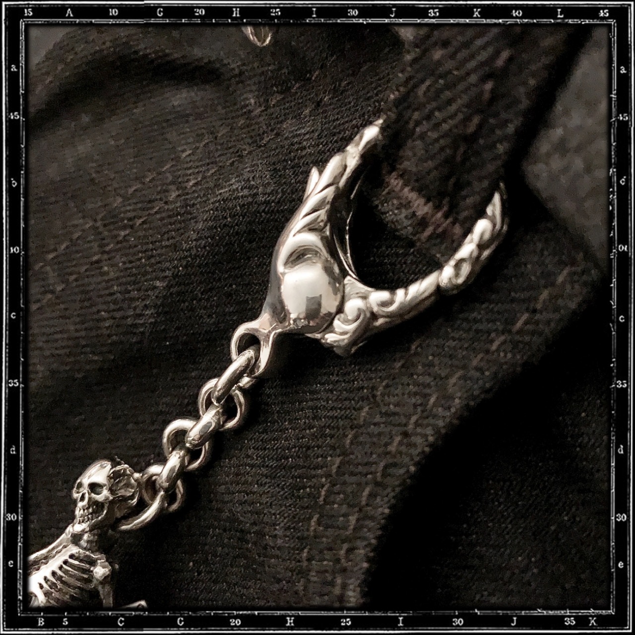 TILL DEATH / GUITAR SKELETON KEYRING | クレイジーピッグ公式
