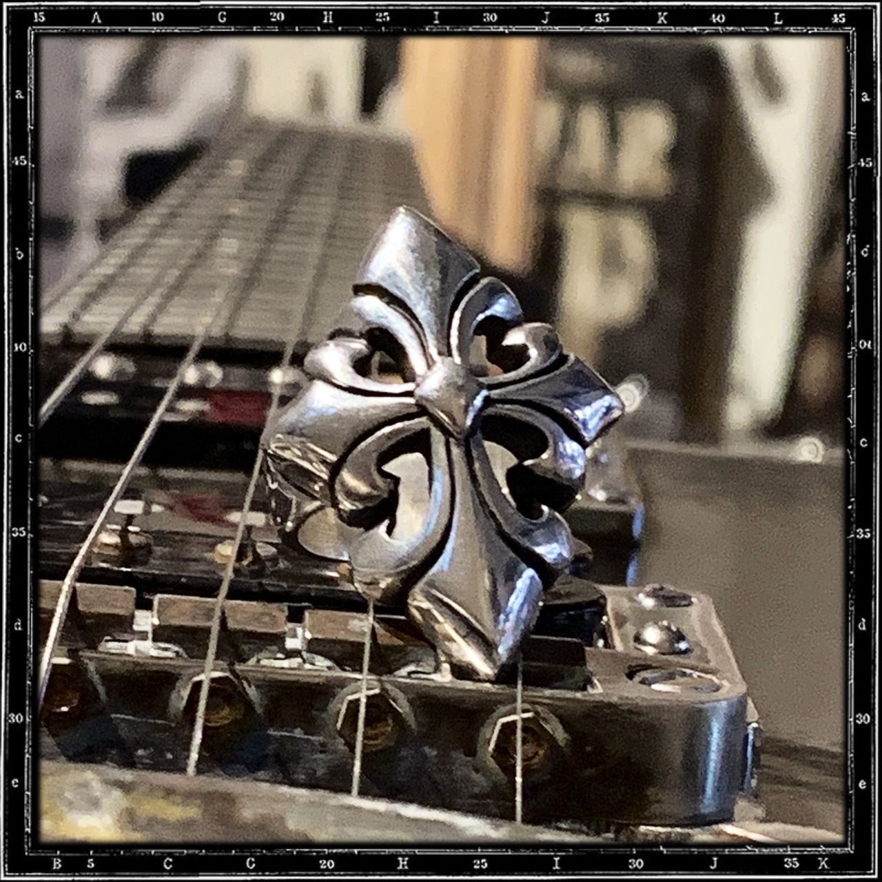 HEAVY TUDOR CROSS RING