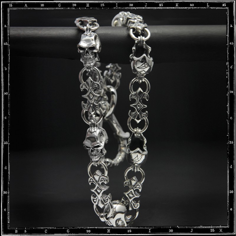 SKULL & LINK WALLET CHAIN
