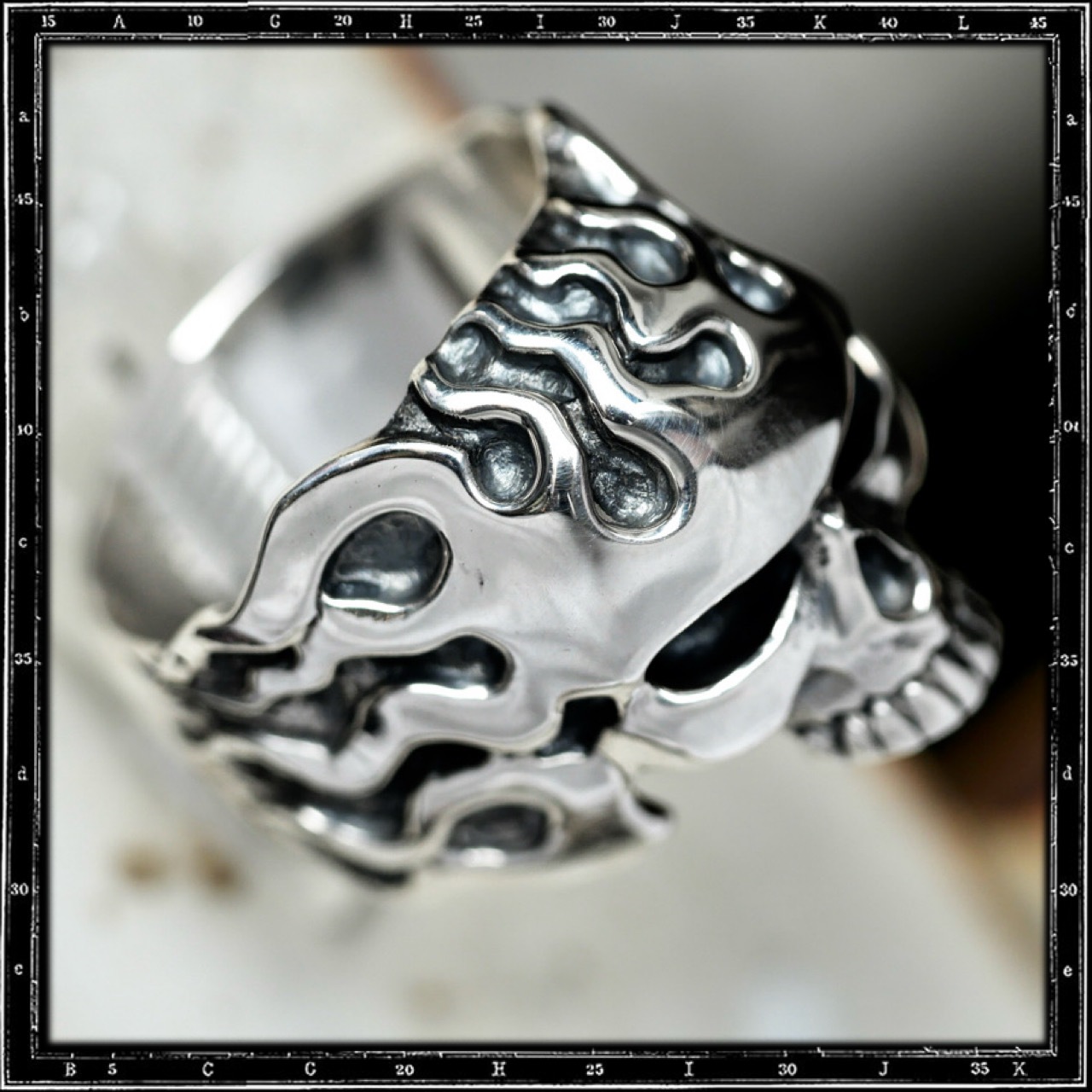 HELL SKULL RING