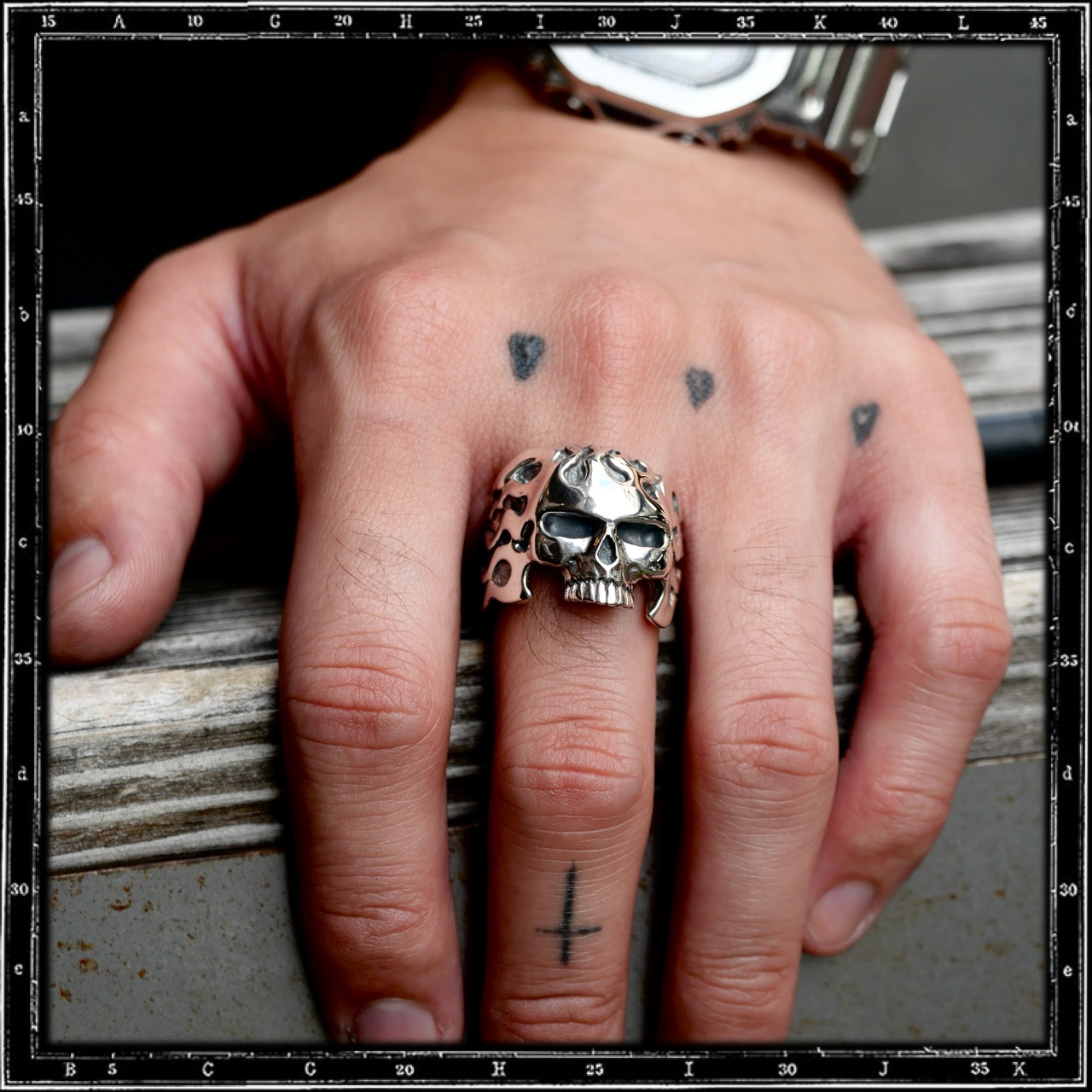 HELL SKULL RING | クレイジーピッグ公式オンラインストア リング