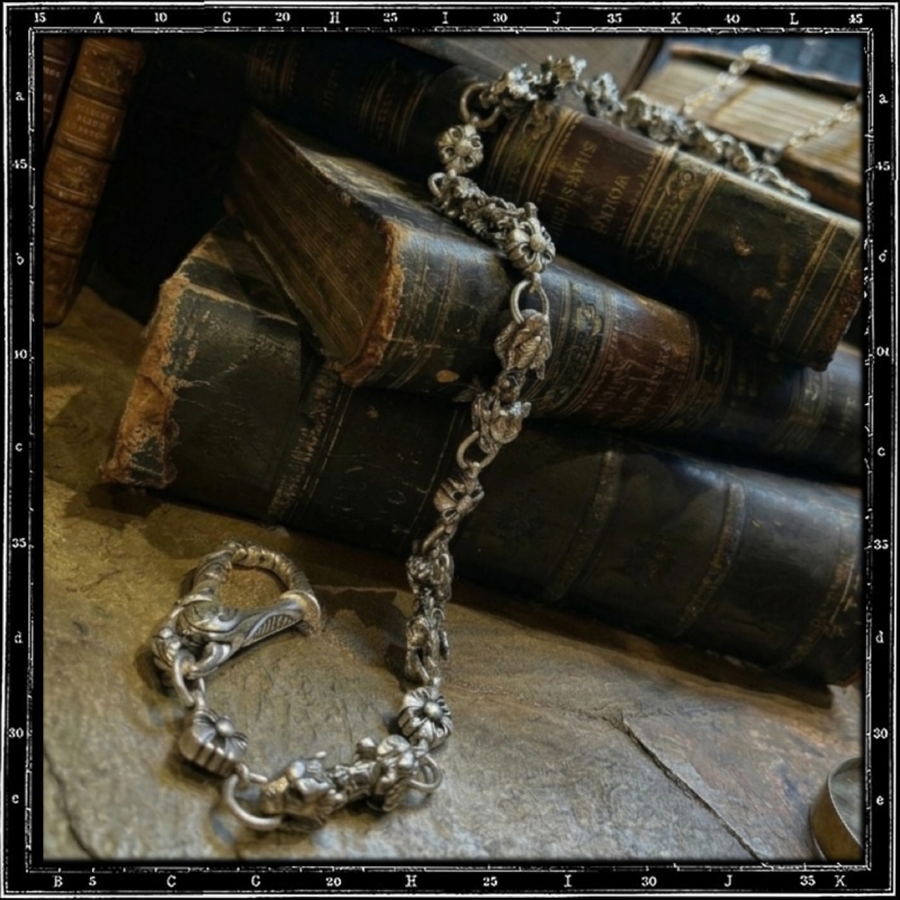 TIGER & TUDOR LINK WALLET CHAIN