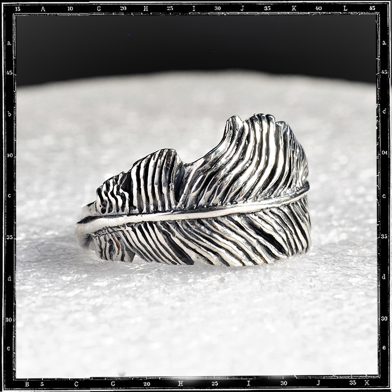 FEATHER RING - SMALL