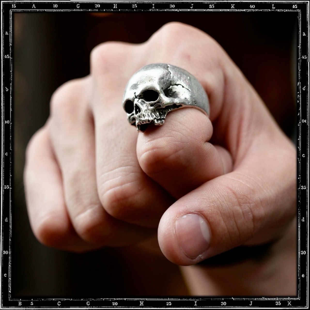XX OSSUARY SKULL RING - MEDIUM
