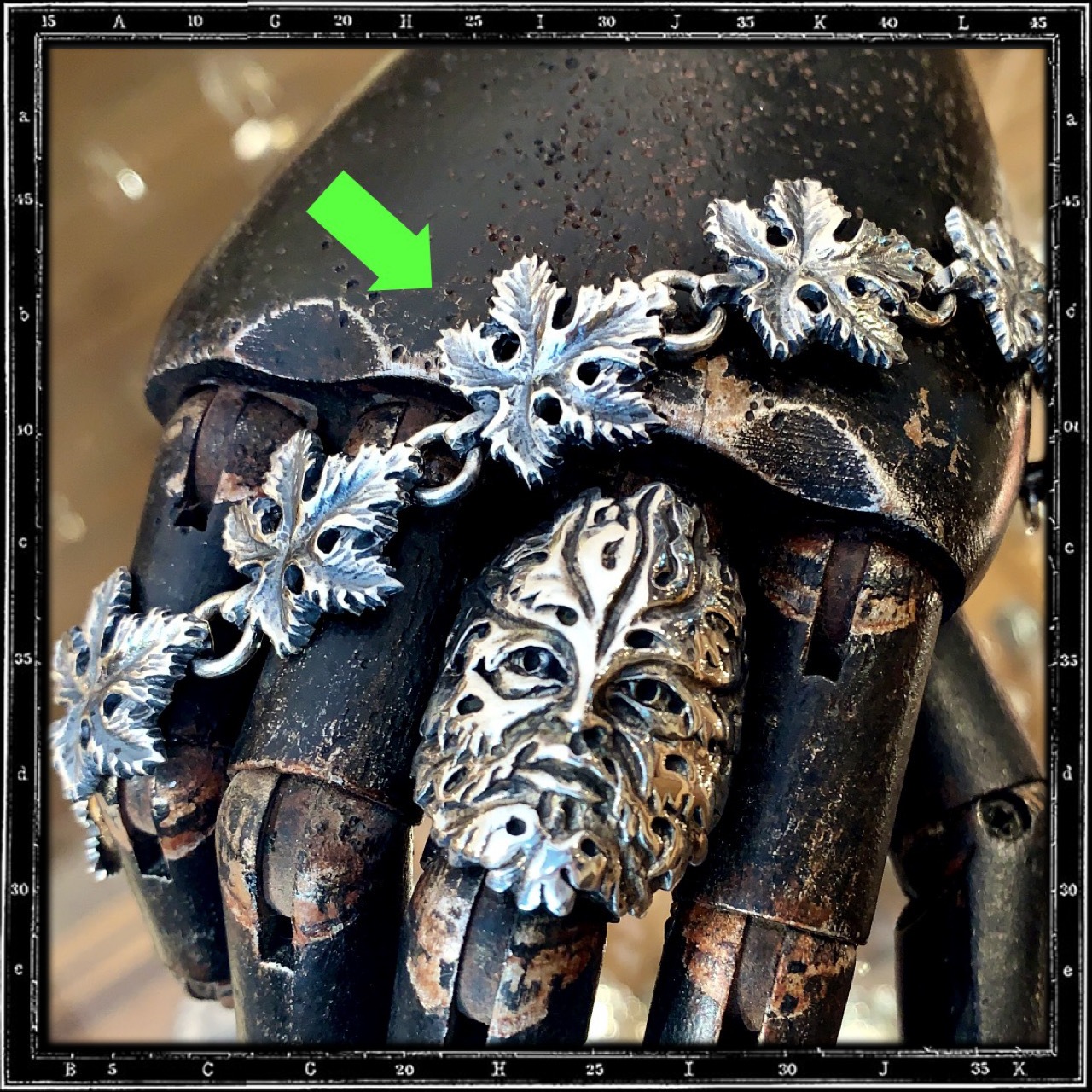 VINE LEAF LINK BRACELET