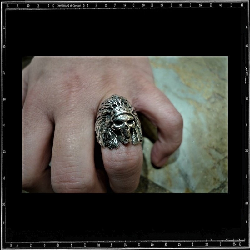 WOUNDED KNEE SKULL RING