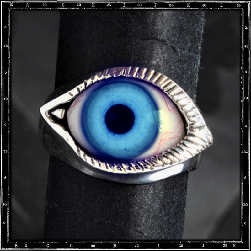 LASH EYE RING