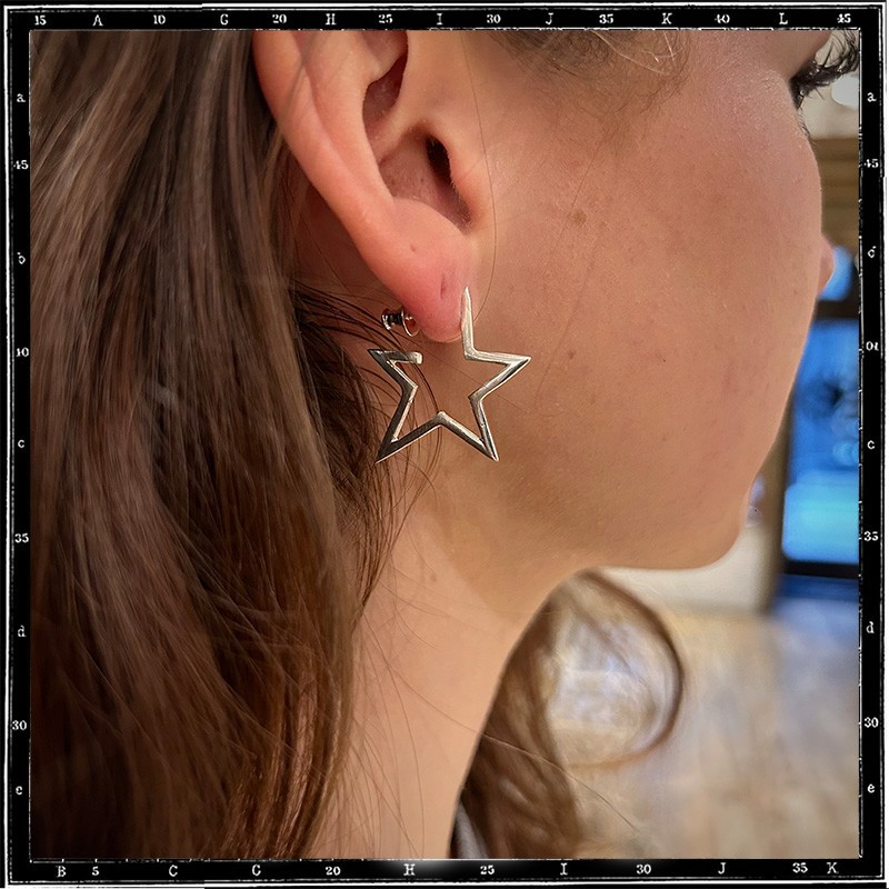 HOLLOW STAR HOOP EARRING