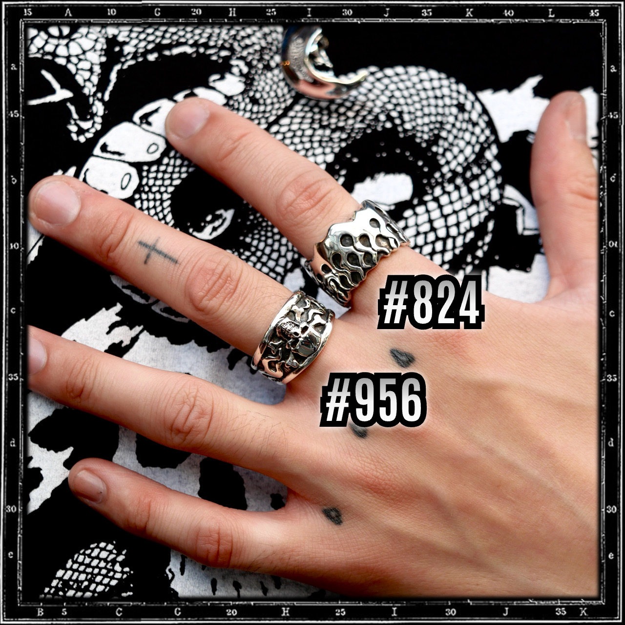 SKULL & CROSSBONE CLASSIC RING