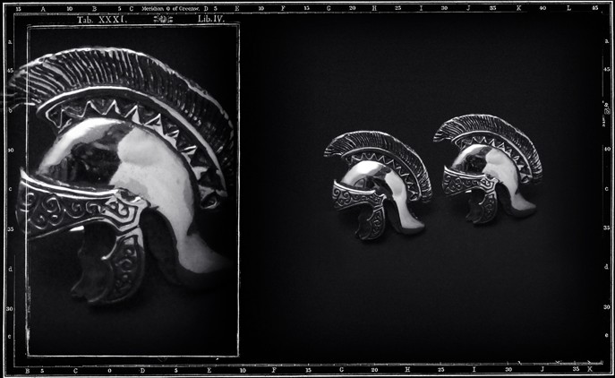 ROMAN HELMET CUFFLINKS