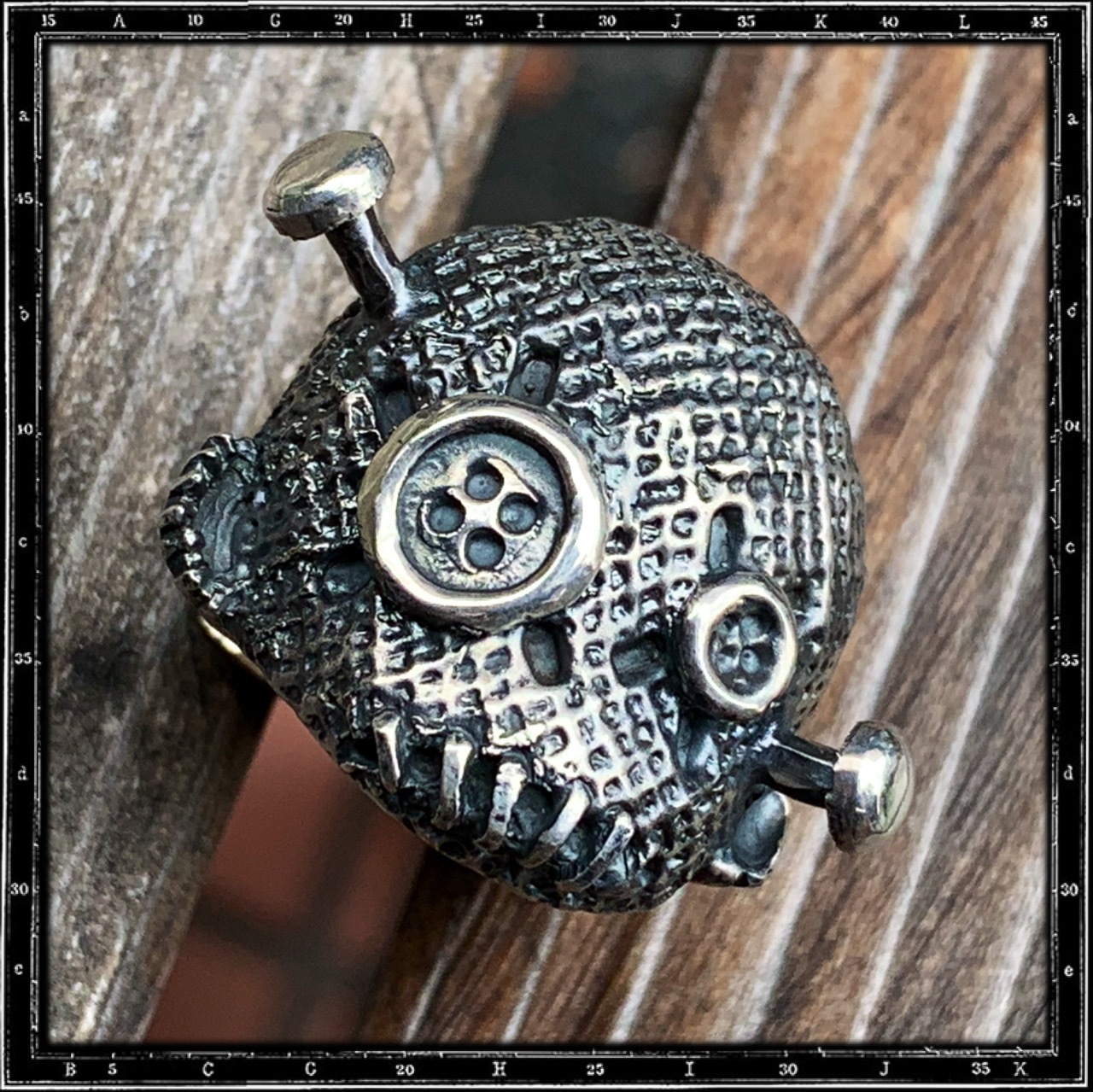 VOODOO RAG DOLL RING