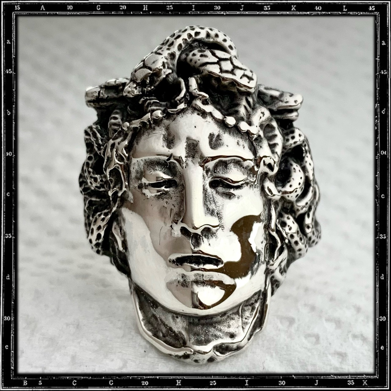 MEDUSA RING