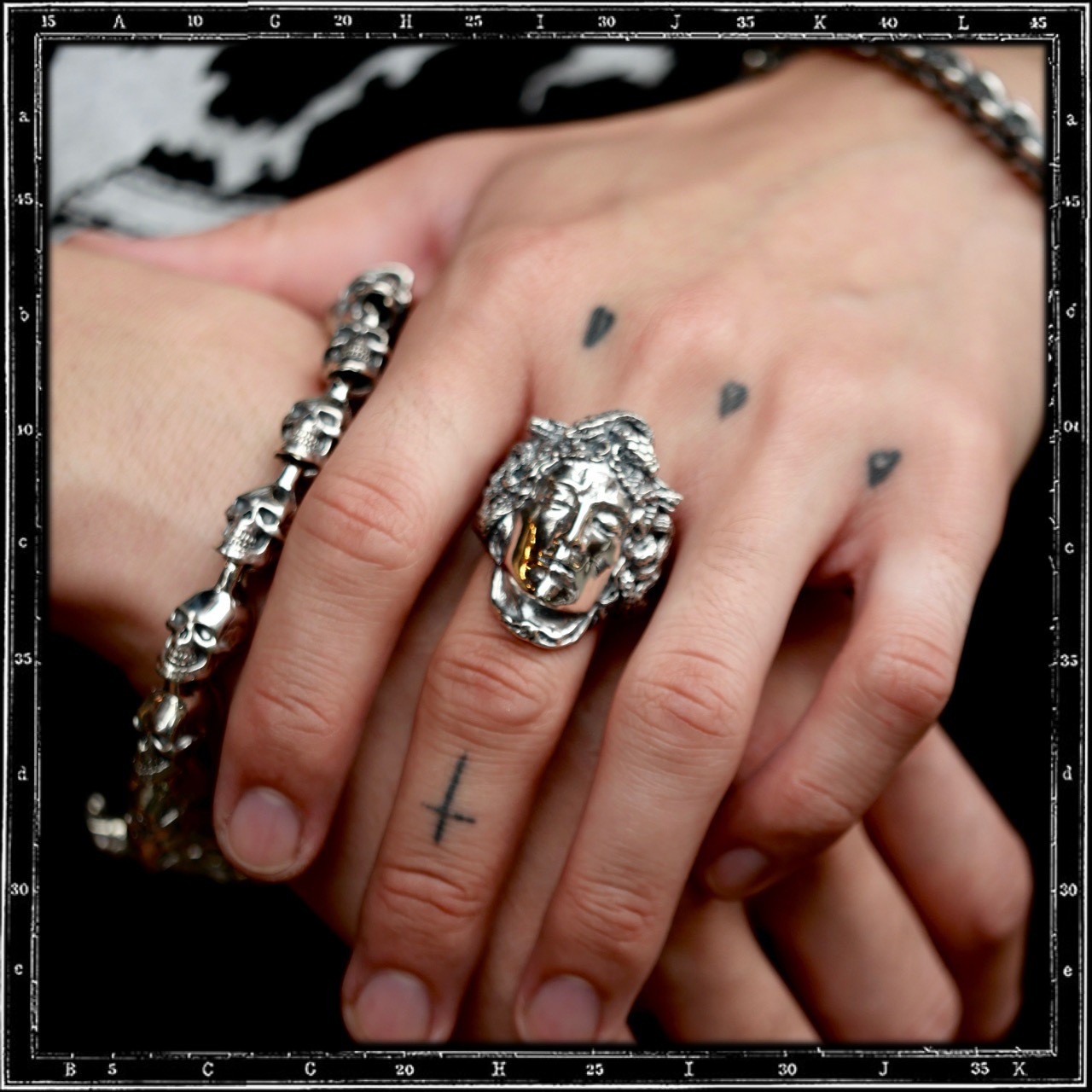 MEDUSA RING