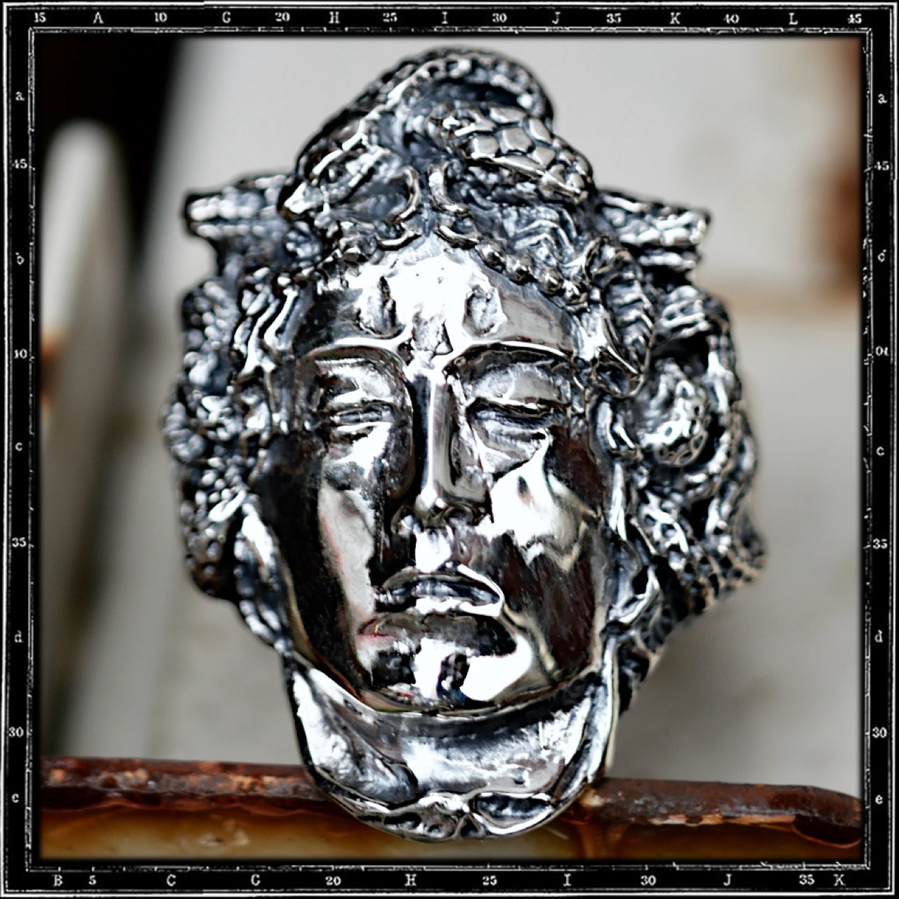 MEDUSA RING