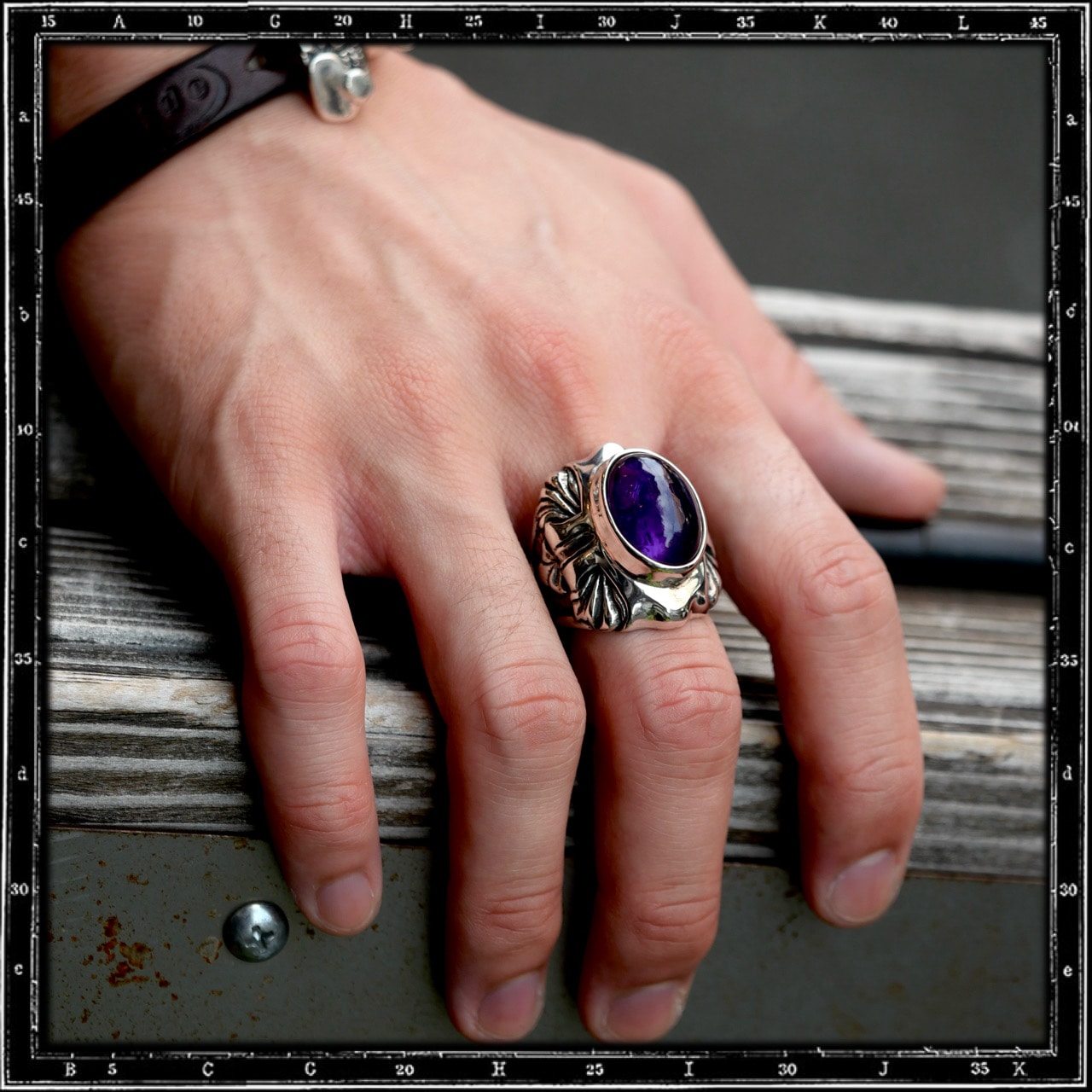 PARIS STONE RING