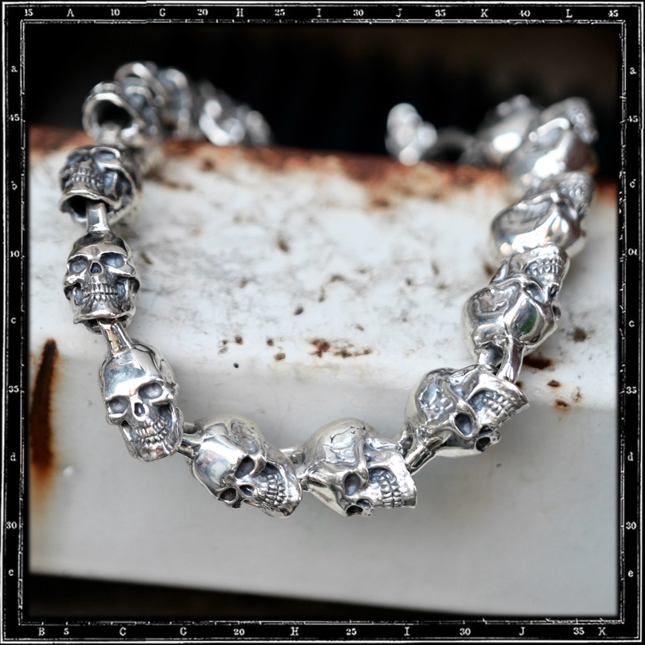 MONASTERY SKULL BRACELET | クレイジーピッグ公式オンラインストア