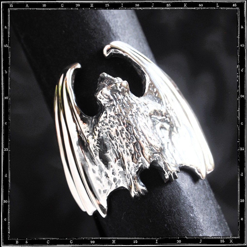 BAT RING