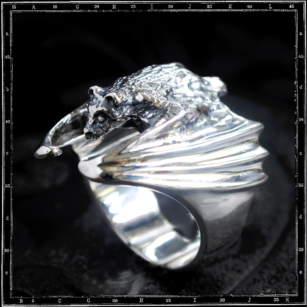 BAT RING