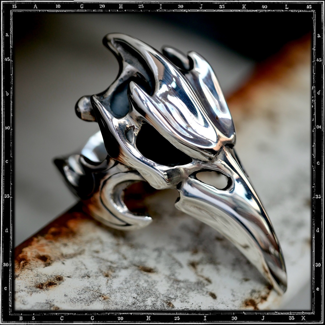 EVIL BIRD SKULL RING