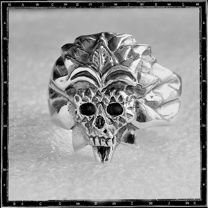 MAYAN TEMPLE SKULL RING