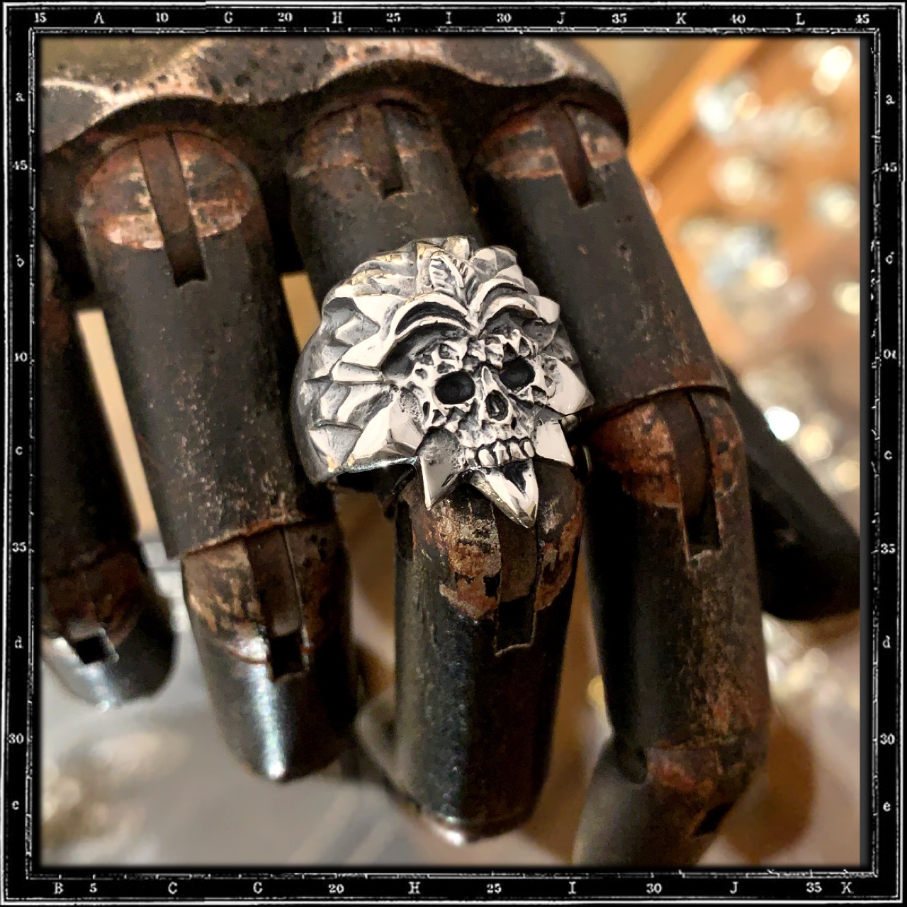 MAYAN TEMPLE SKULL RING