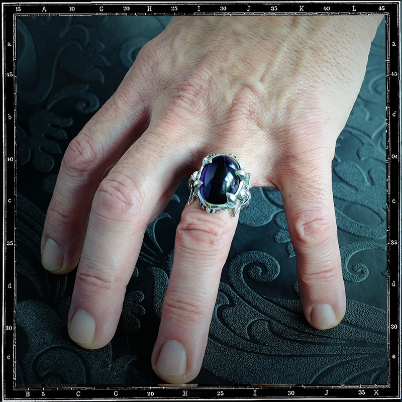 TWIN SKELETON STONE RING