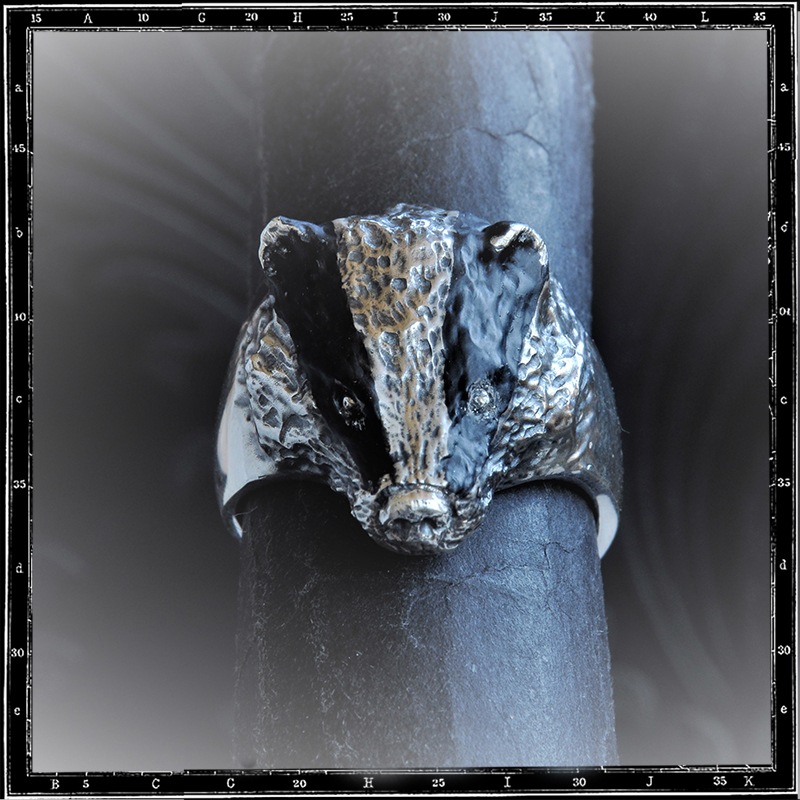 BADGER RING
