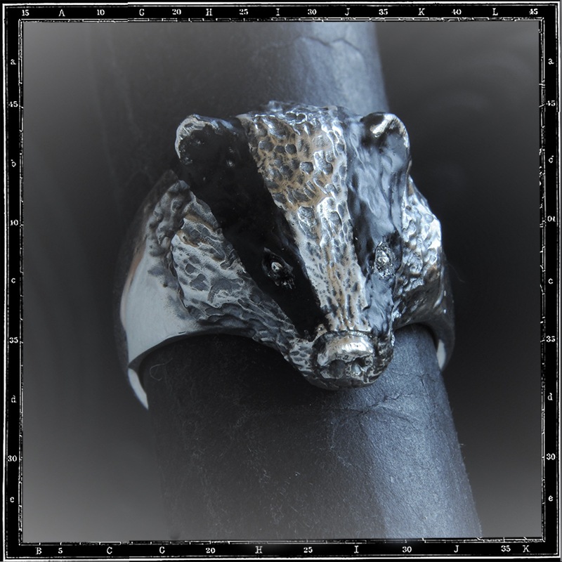 BADGER RING