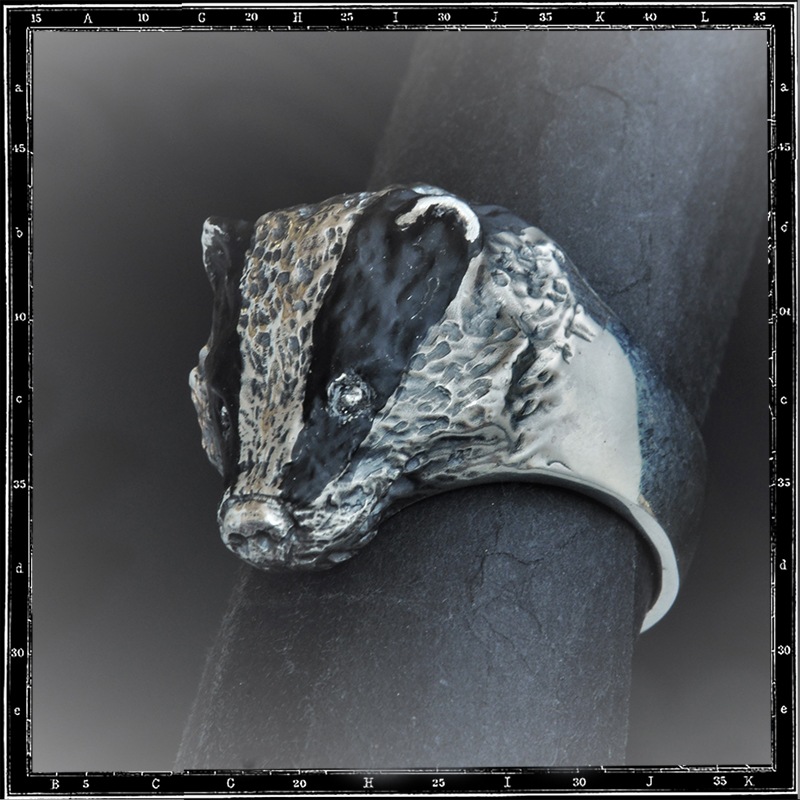 BADGER RING