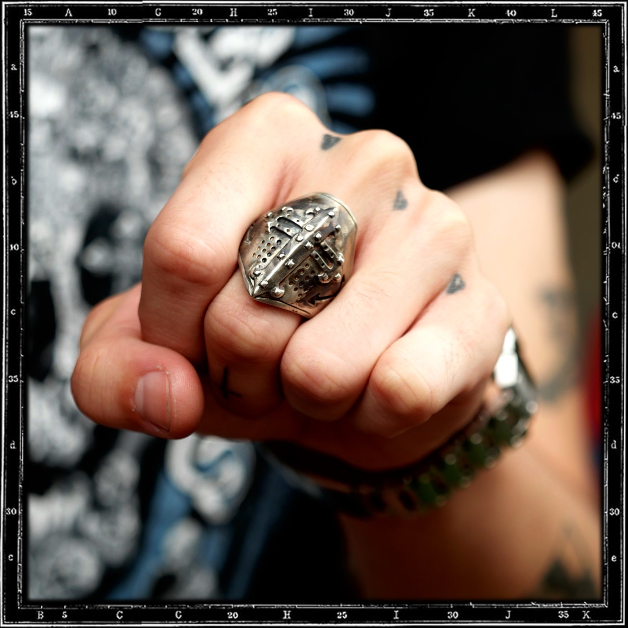 KNIGHT TEMPLAR HELMET RING