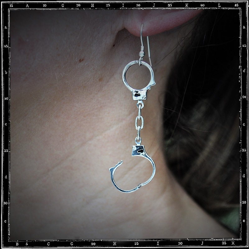 HANDCUFF EARRINGS