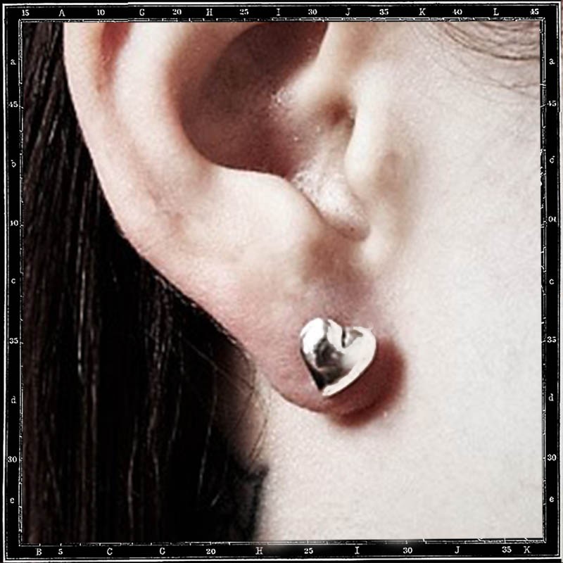 HEART STUD EARRING