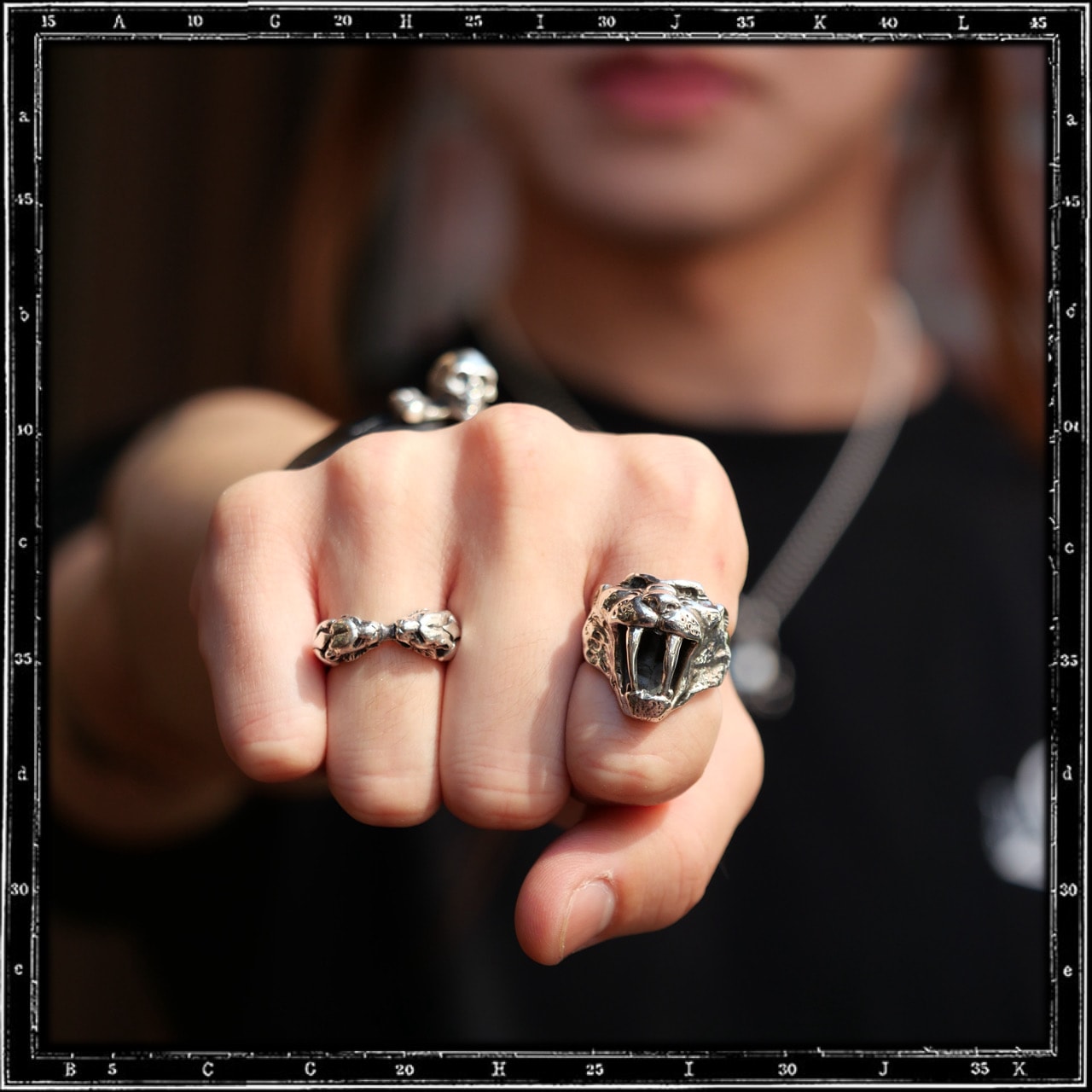 SABER TOOTH TIGER RING | クレイジーピッグ公式オンラインストア