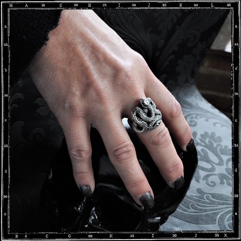 VIPER SNAKE RING